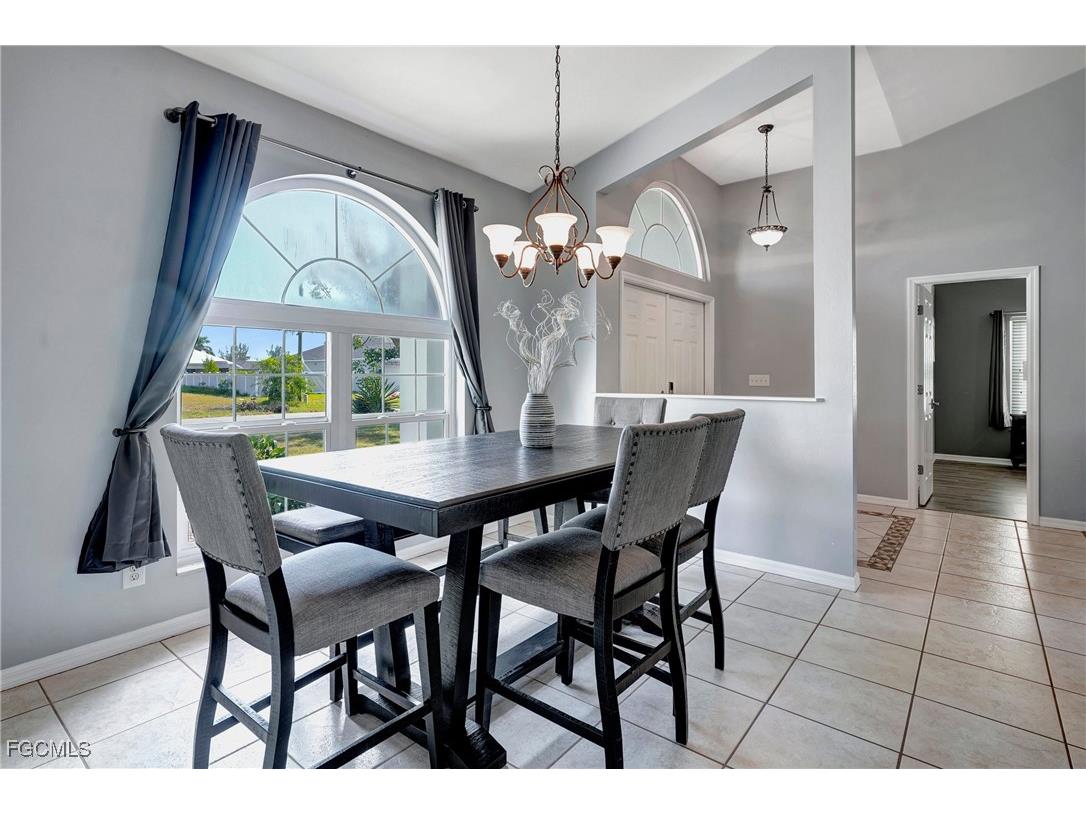 2128 SW 8th Court Cape Coral FL 33991 2025019517 image7