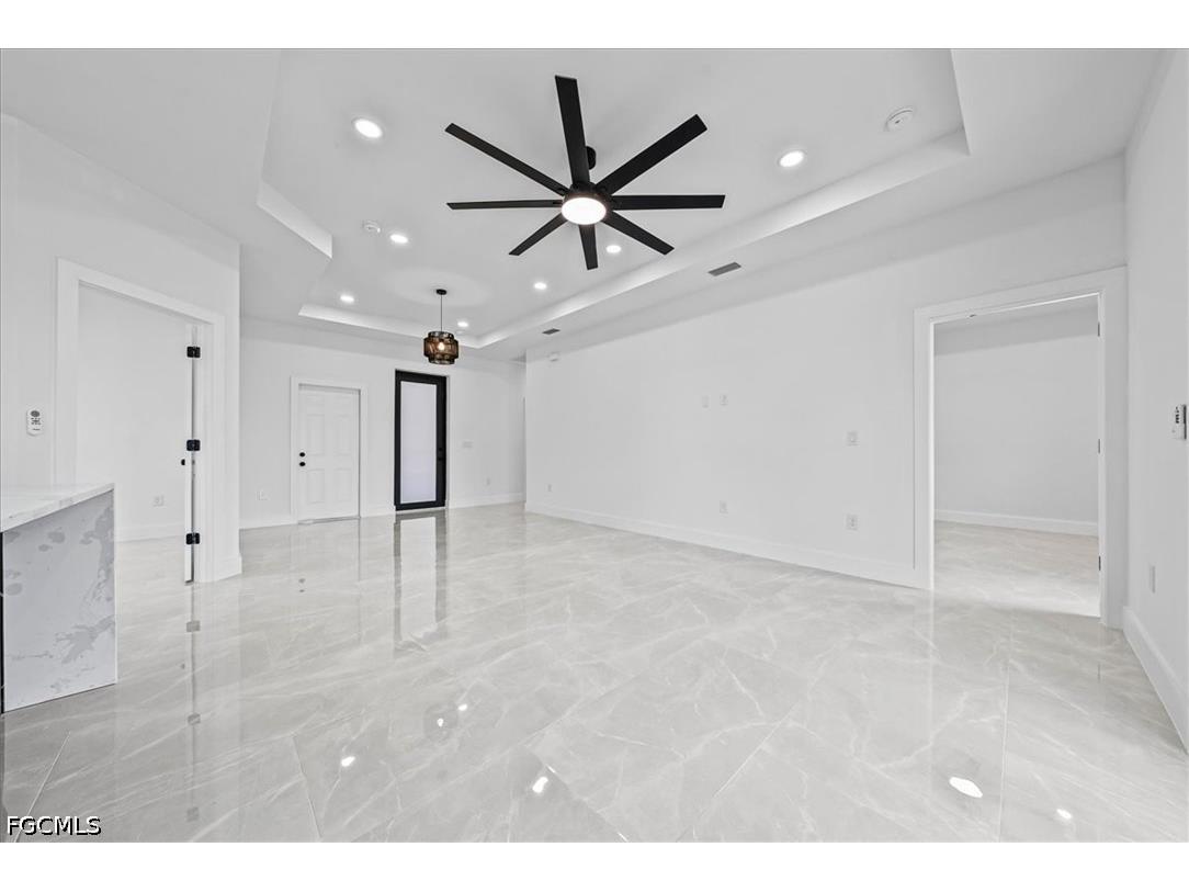 2129/2131 Fairway Drive Lehigh Acres FL 33973 2026027919 image10
