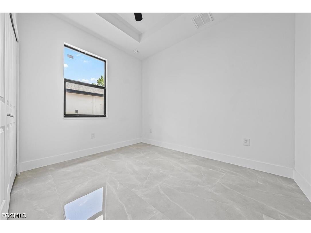 2129/2131 Fairway Drive Lehigh Acres FL 33973 2026027919 image18