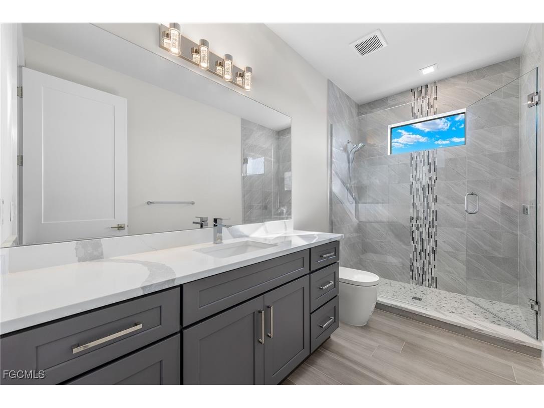 2129 Cape Coral Parkway W Cape Coral FL 33914 2025002941 image28