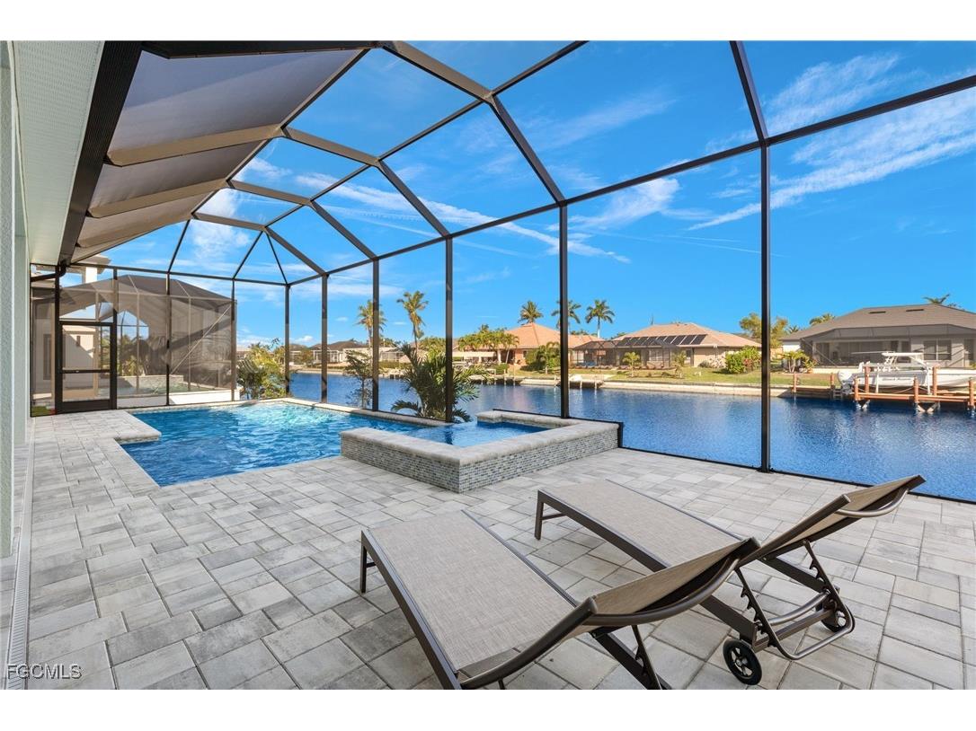 2129 Cape Coral Parkway W Cape Coral FL 33914 2025002941 image31