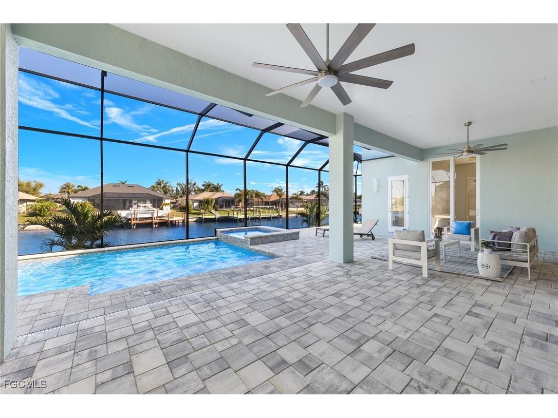 2129 Cape Coral Parkway W Cape Coral FL 33914 2025002941 image33