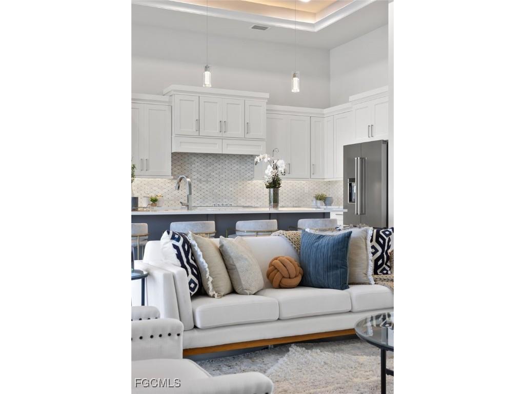 2129 Cape Coral Parkway W Cape Coral FL 33914 2025002941 image38