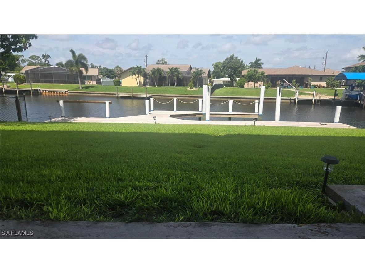 2129 Davis Boulevard Fort Myers FL 33905 225083533 image6