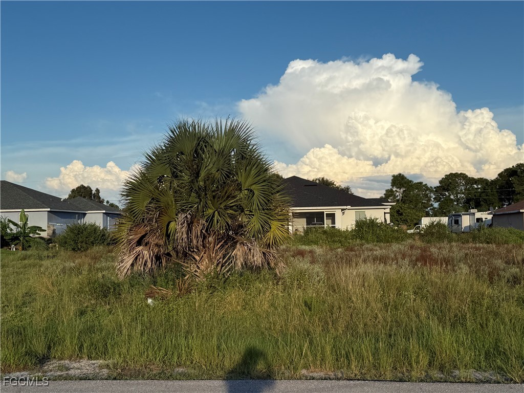 2127/2129 Snead Drive Lehigh Acres FL 33973 2025012315 image1