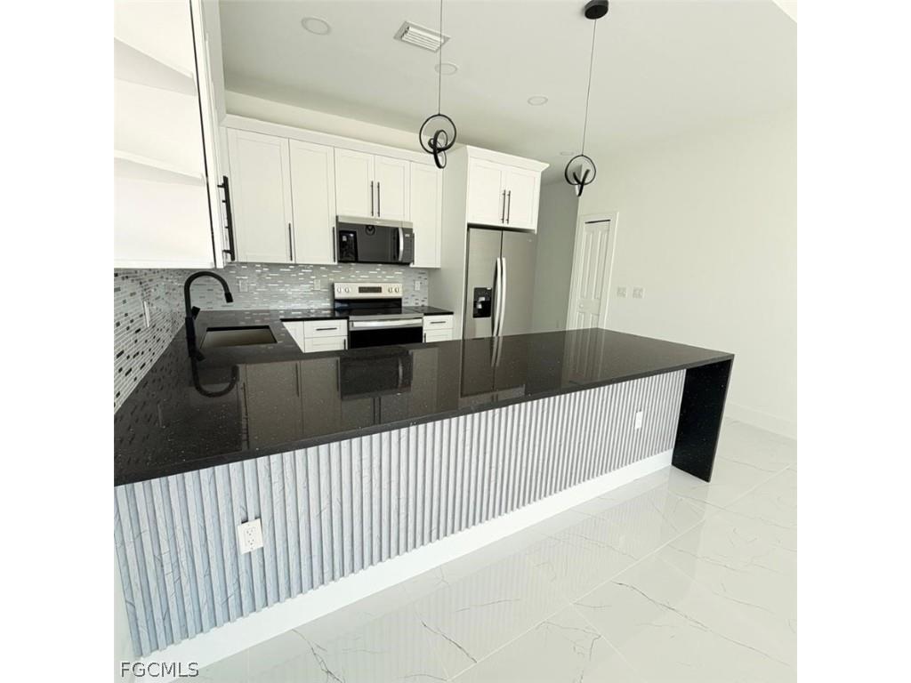 213-215 W 12th Street Lehigh Acres FL 33972 2026007084 image30
