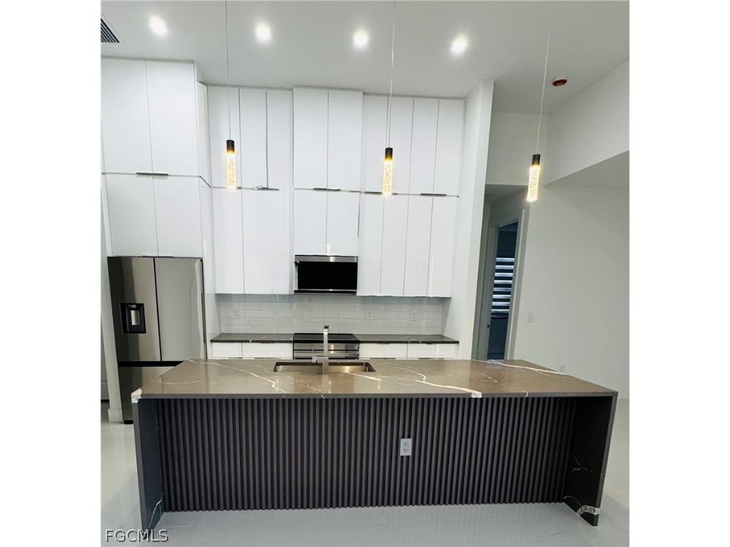 213 5th Avenue Lehigh Acres FL 33936 2026007521 image4