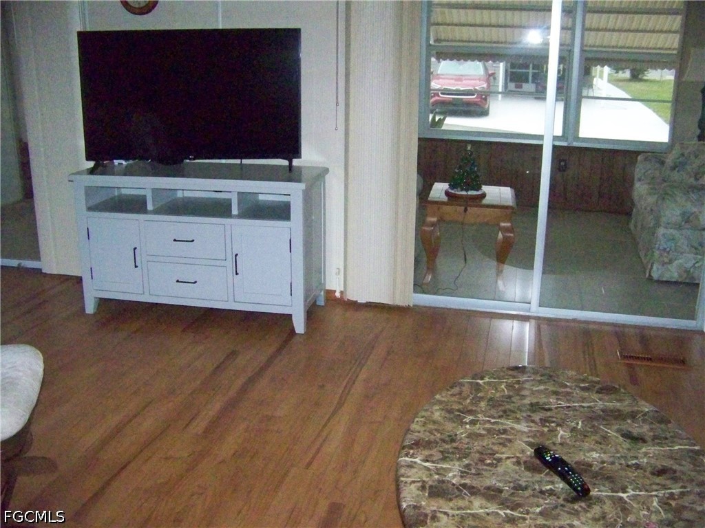 213 Brandywine Lane North Fort Myers FL 33917 2026013786 image15