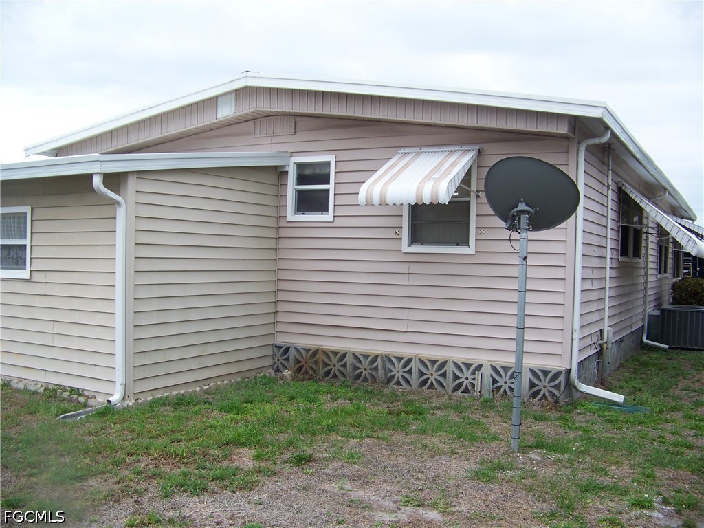 213 Brandywine Lane North Fort Myers FL 33917 2026013786 image5