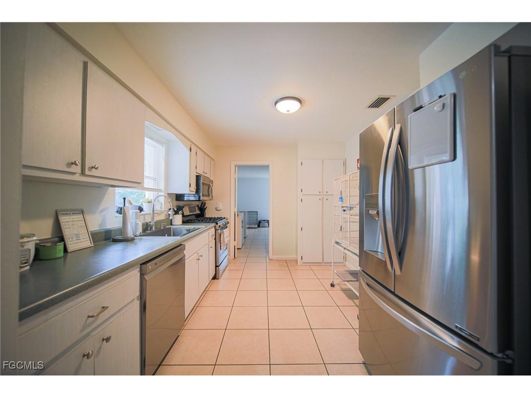 213 Jayview Avenue Lehigh Acres FL 33936 2025006959 image6