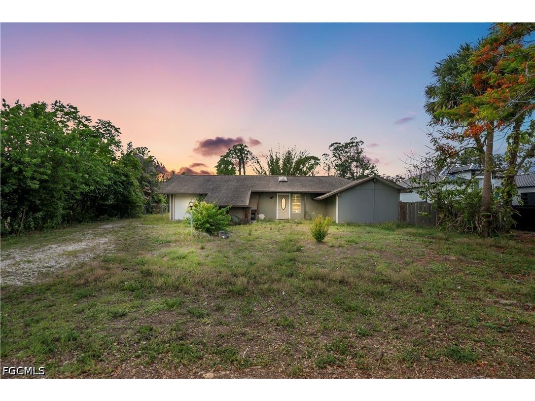 213 Lincoln Avenue Lehigh Acres FL 33936 2026021583 image1