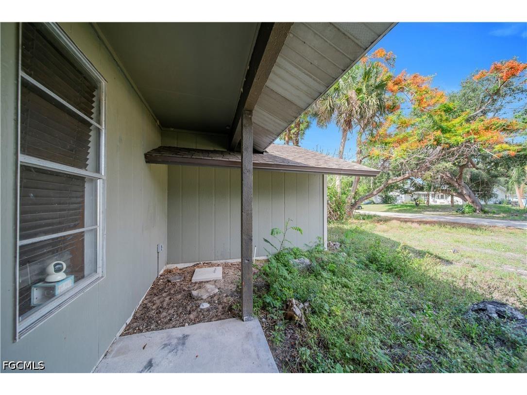 213 Lincoln Avenue Lehigh Acres FL 33936 2026021583 image10