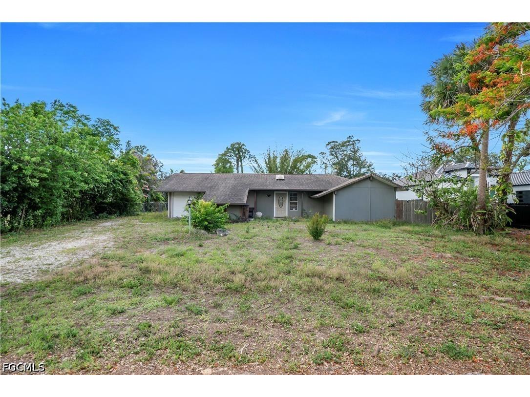 213 Lincoln Avenue Lehigh Acres FL 33936 2026021583 image4