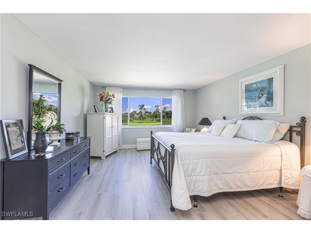 213 Memory Ln #4 Naples FL 34112 225084852 image15
