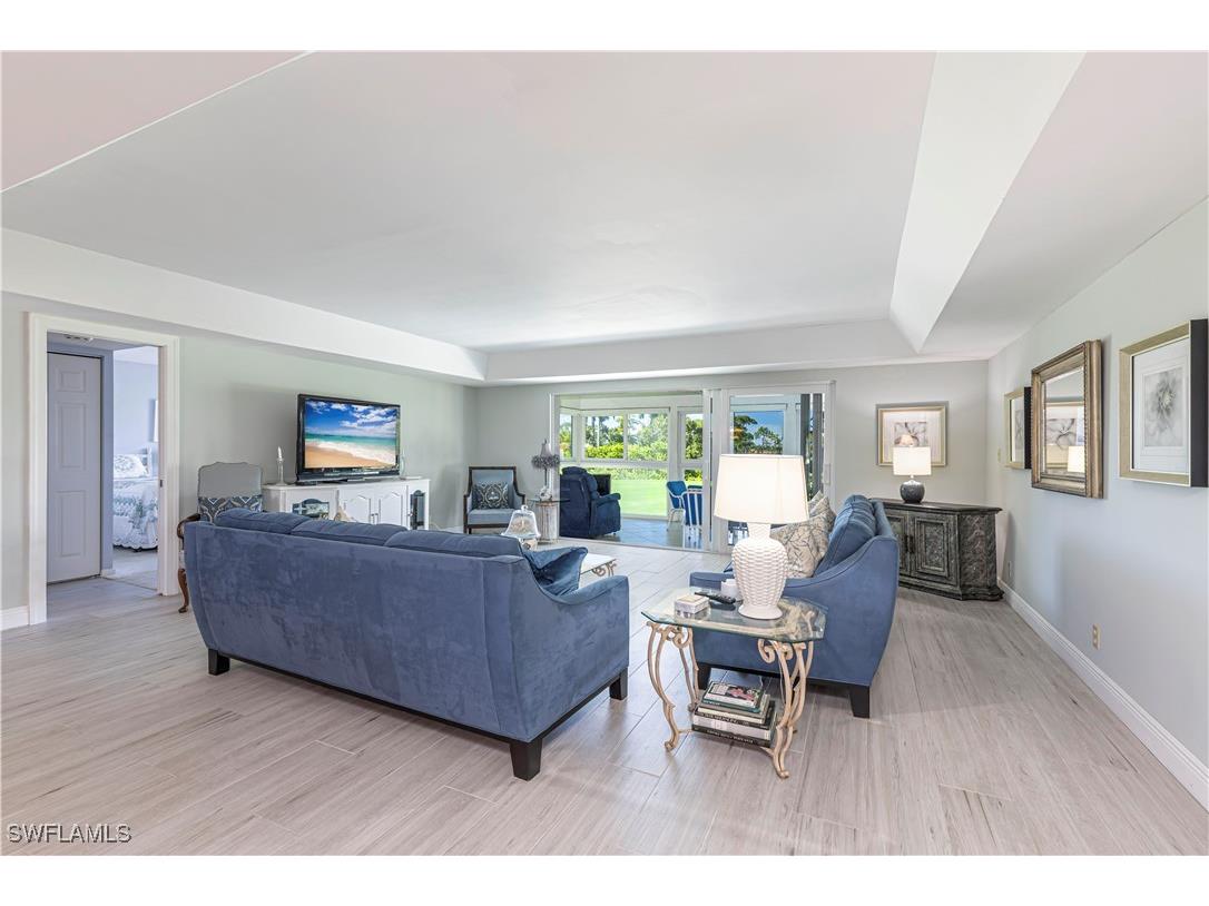 213 Memory Ln #4 Naples FL 34112 225084852 image17