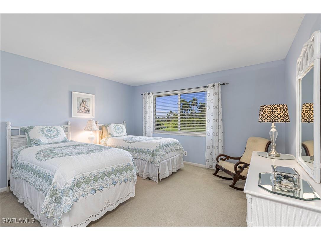 213 Memory Ln #4 Naples FL 34112 225084852 image7