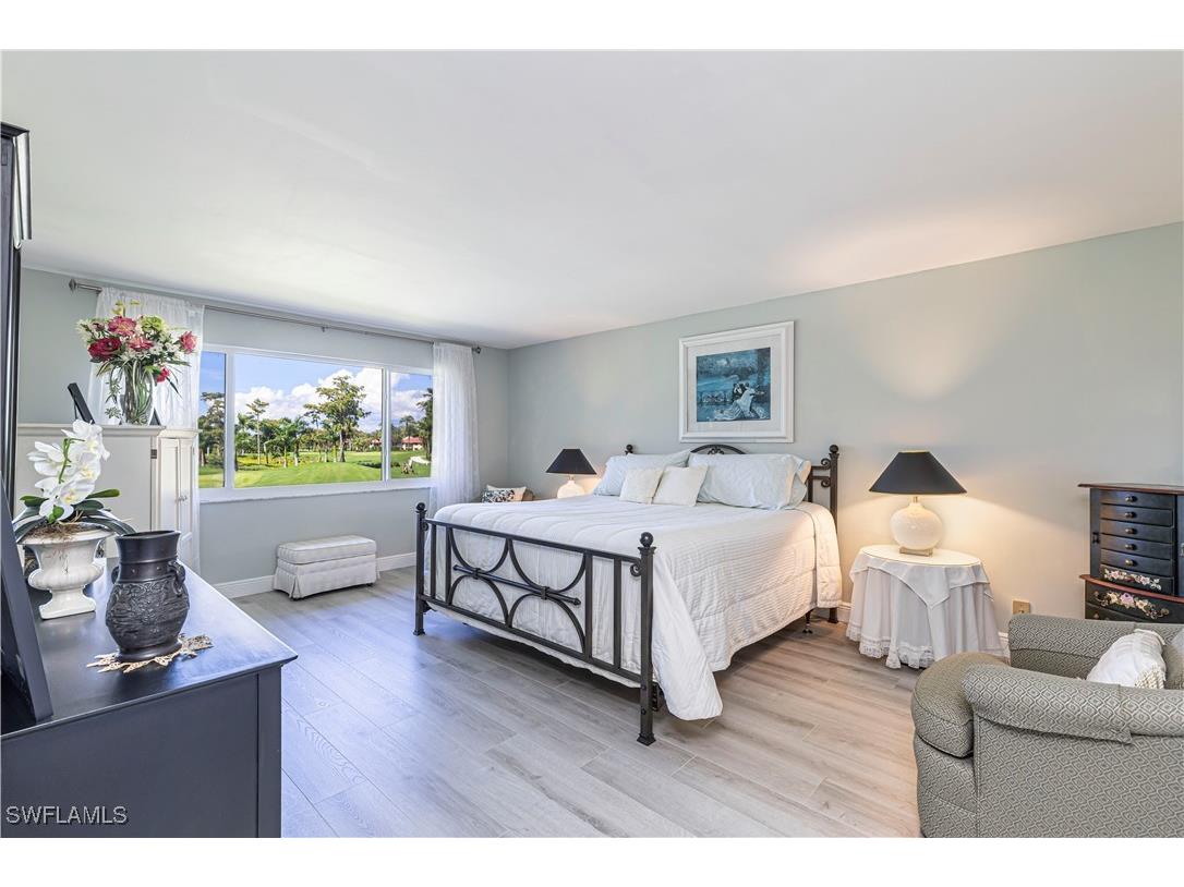 213 Memory Ln #4 Naples FL 34112 225084852 image9