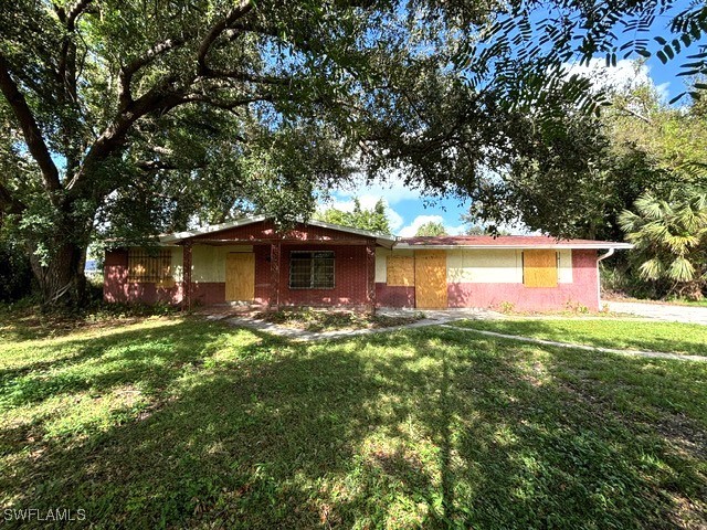 213 Maria Street Fort Myers FL 33916 224090885 image1