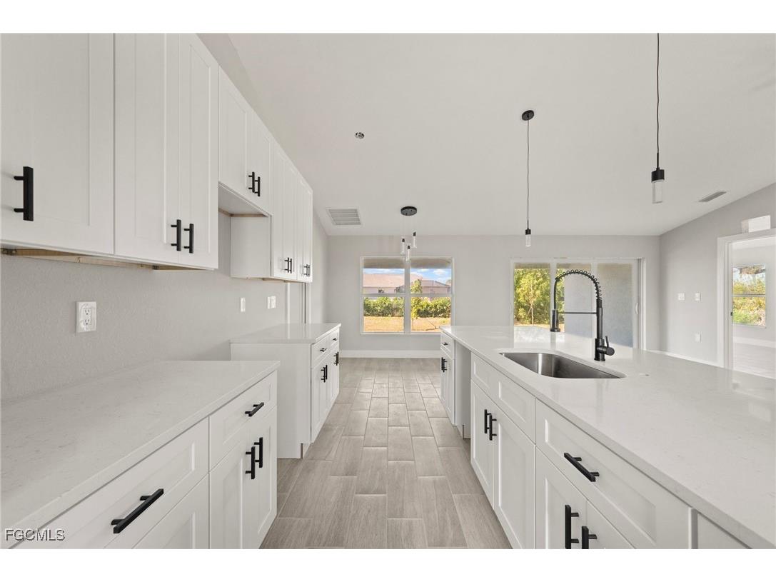 213 NE 31st Street Cape Coral FL 33909 2025021577 image6