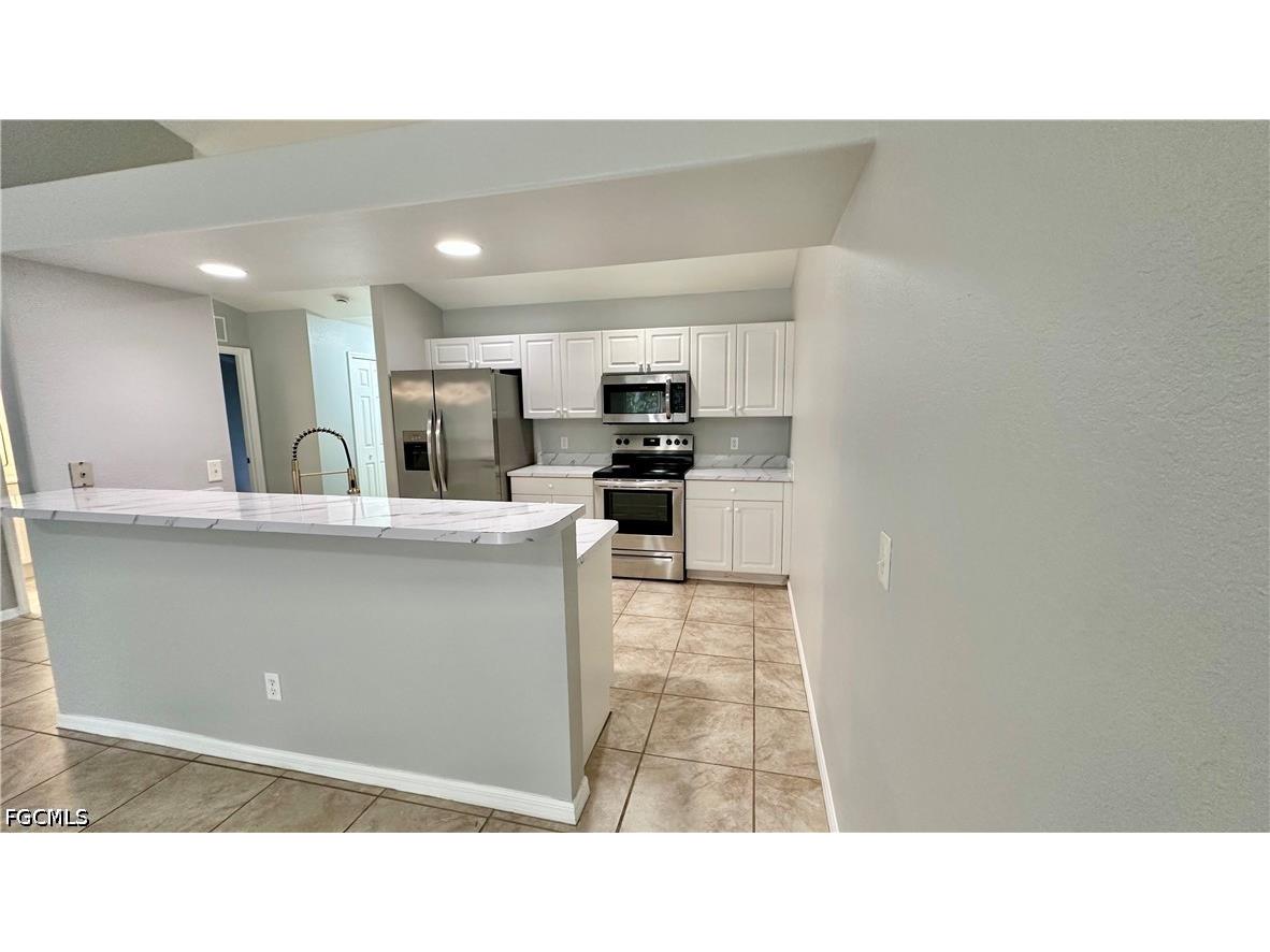 213 SE 24th Avenue Cape Coral FL 33990 2026015680 image5