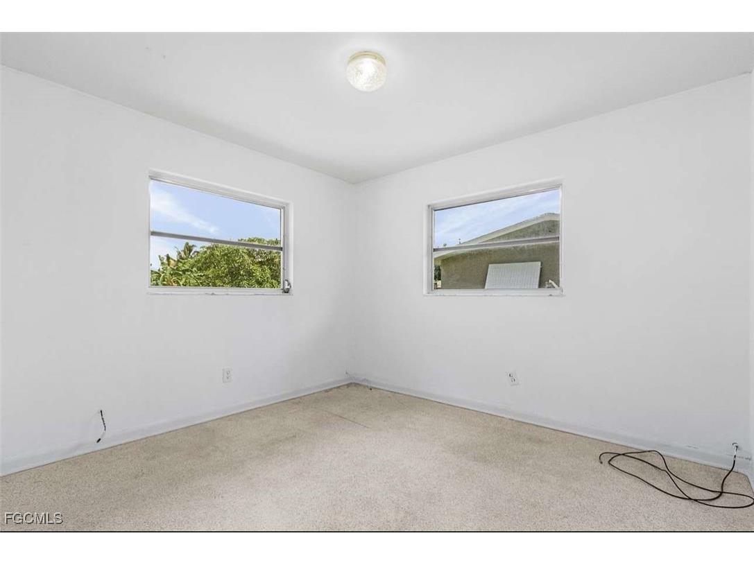 213 SE 47th Street Cape Coral FL 33904 2025005836 image13