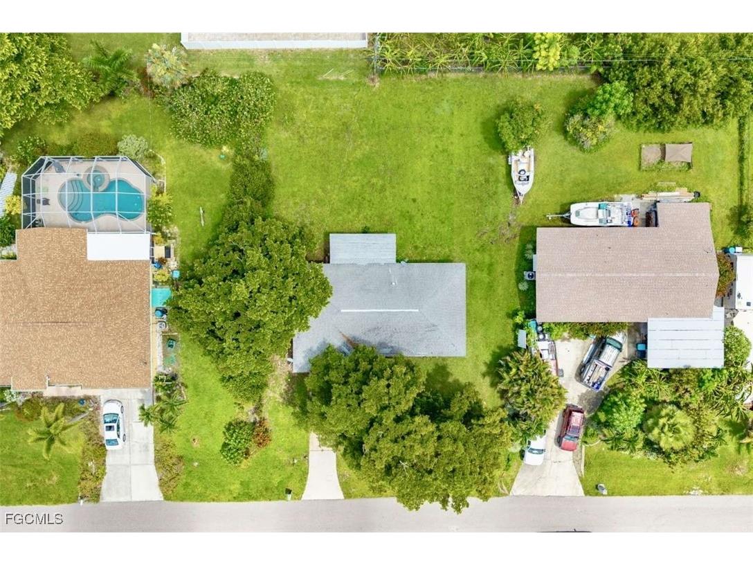 213 SE 47th Street Cape Coral FL 33904 2025005836 image3