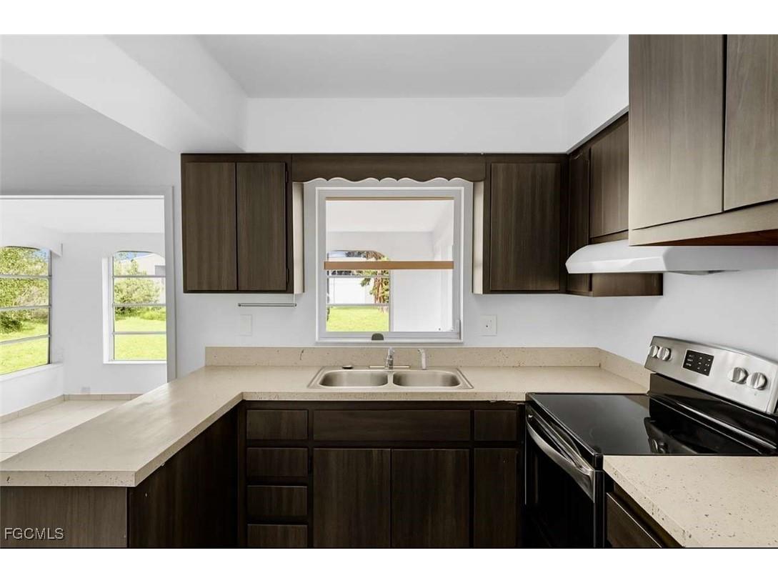 213 SE 47th Street Cape Coral FL 33904 2025005836 image6