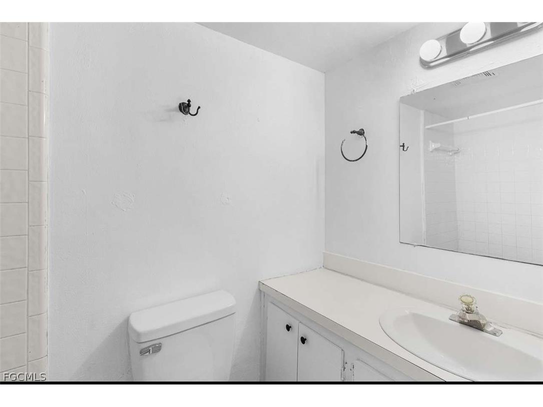 213 SE 47th Street Cape Coral FL 33904 2026011461 image16