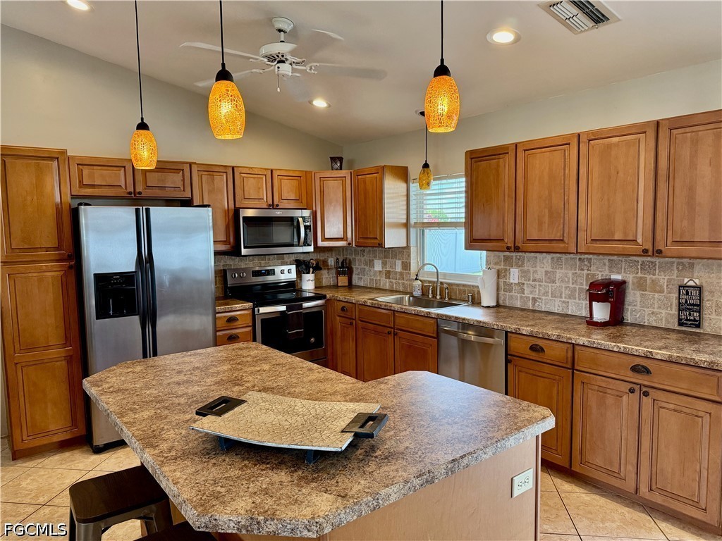 213 SW 10th Terrace Cape Coral FL 33991 2026022554 image14