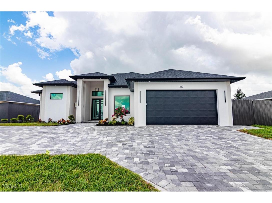 213 Tropicana Parkway W Cape Coral FL 33993 2025003655 image1