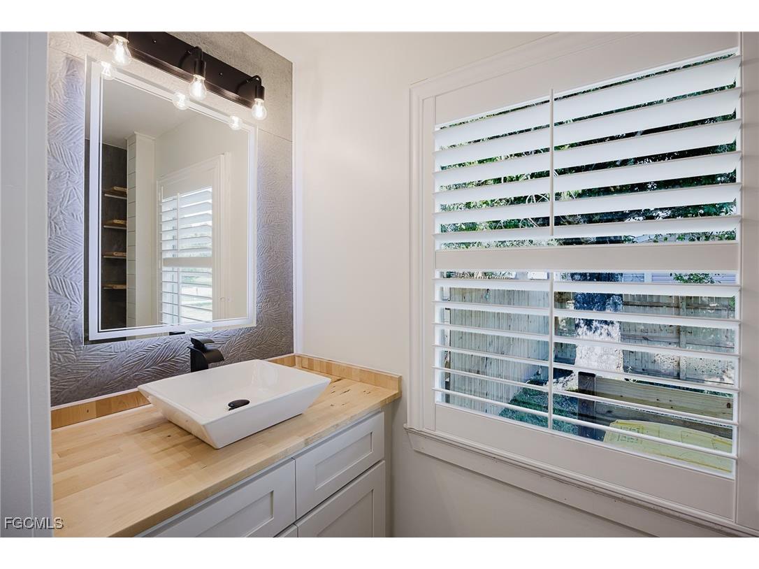 213 W Mckenzie Street Punta Gorda FL 33950 2025011013 image26