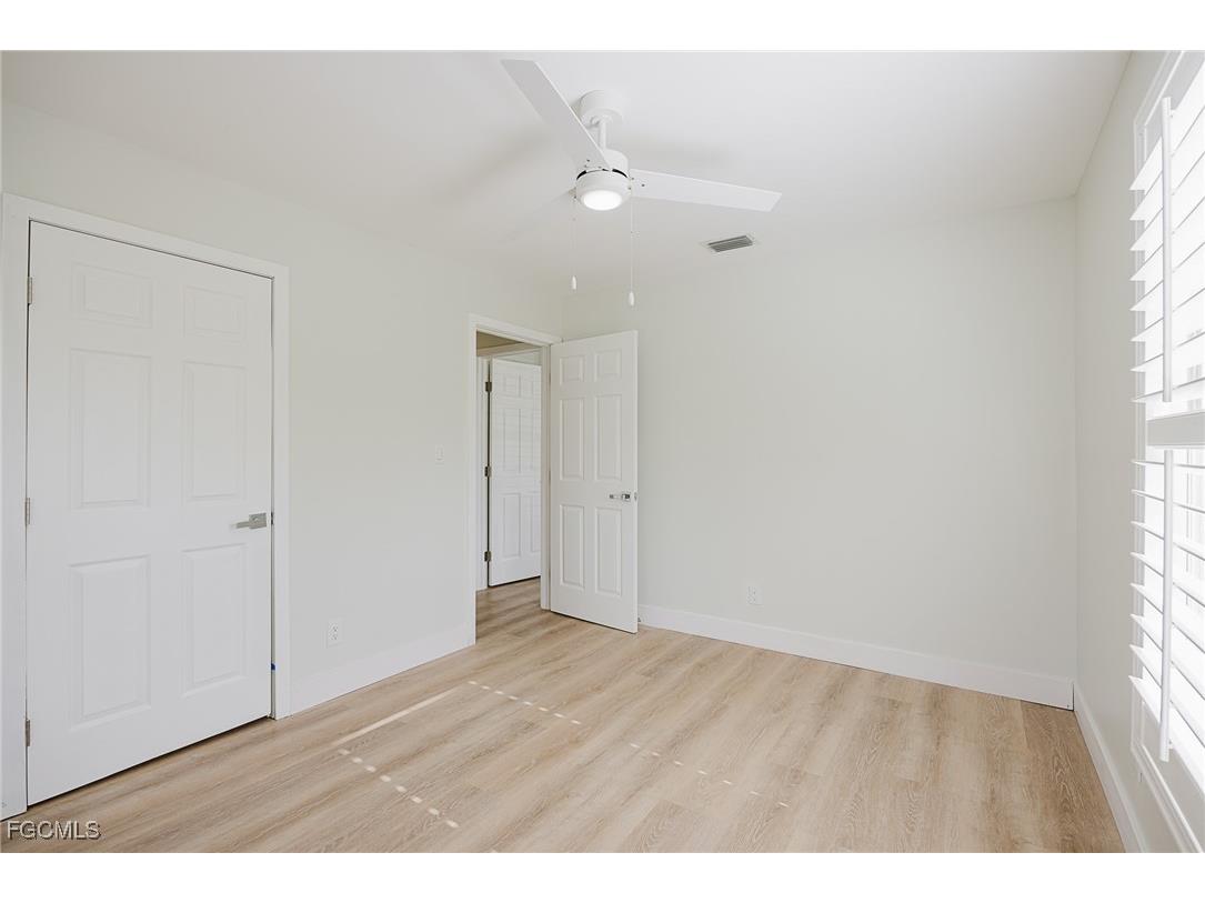 213 W Mckenzie Street Punta Gorda FL 33950 2025011013 image37