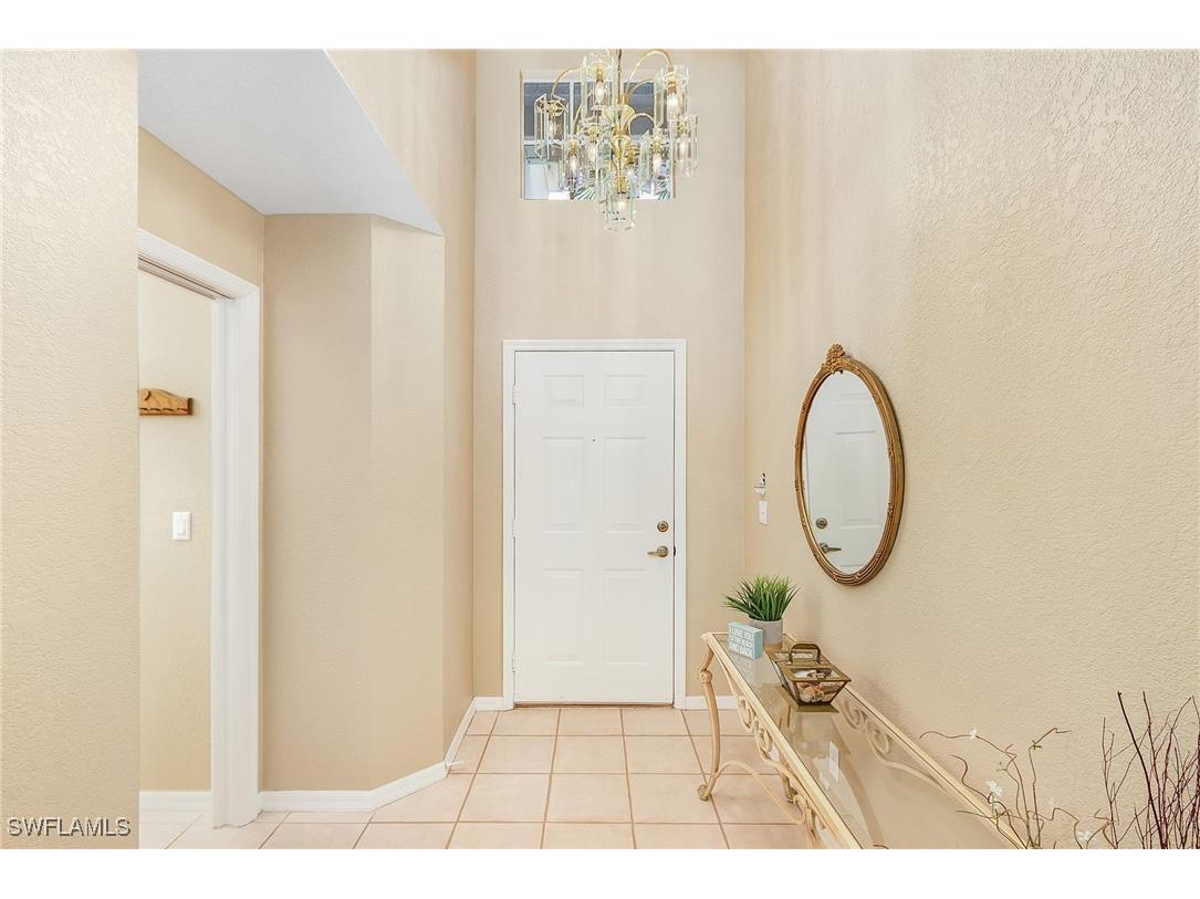 2130 Aberdeen Lane #9-102 Naples FL 34109 225061728 image2