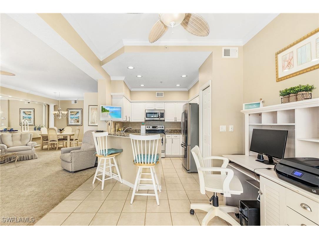 2130 Aberdeen Lane #9-102 Naples FL 34109 225061728 image3