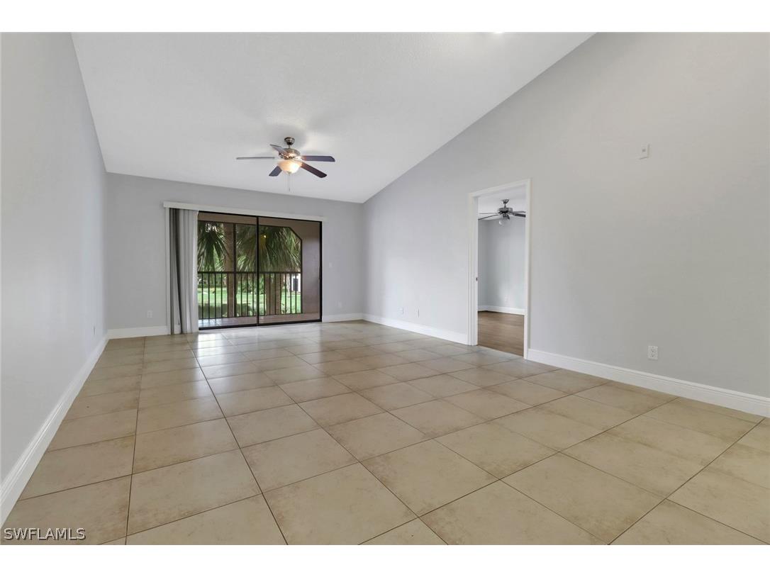 2130 Arbour Walk Circle #2724 Naples FL 34109 226012394 image10