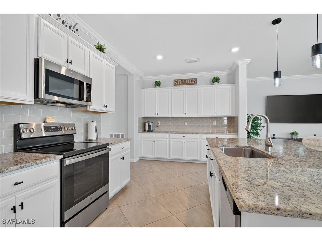 2130 Hamlin Street Naples FL 34120 226000825 image7