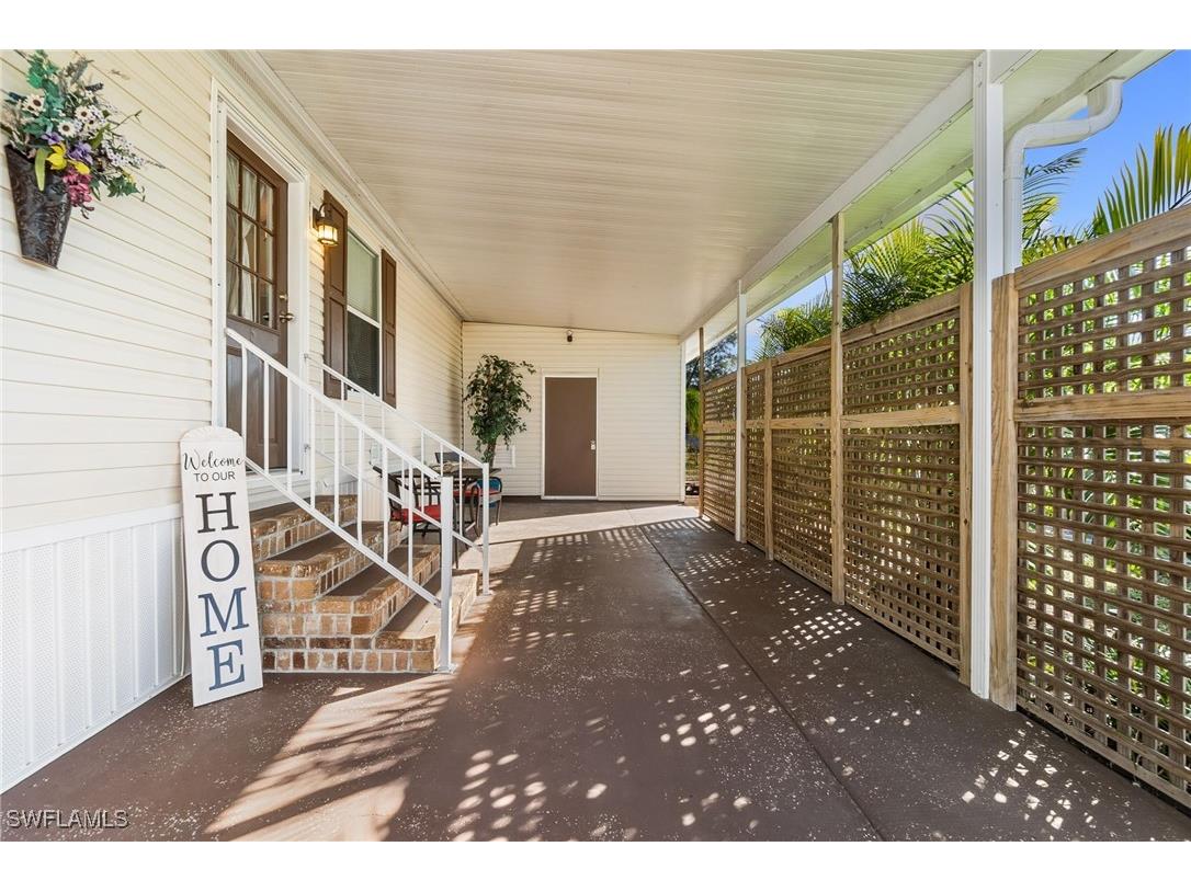 2130 Jacaranda Court Naples FL 34110 225082622 image2