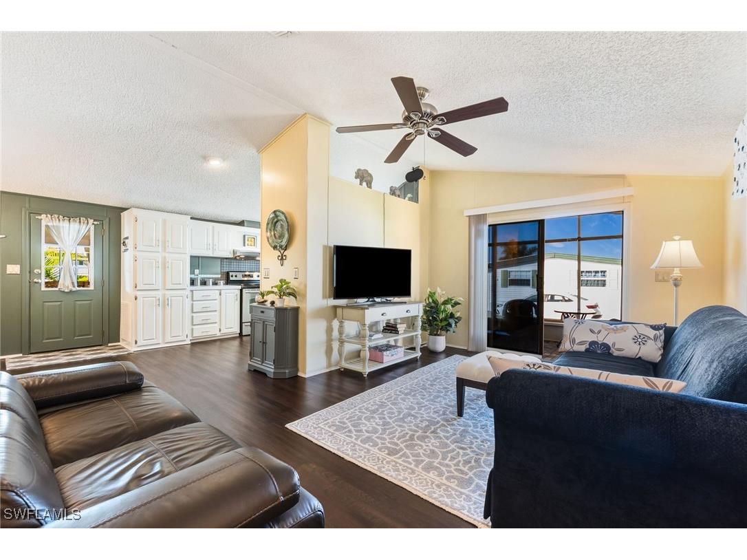 2130 Jacaranda Court Naples FL 34110 225082622 image3