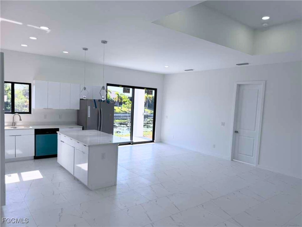 2130 NE 26th Street Cape Coral FL 33909 2025023494 image15