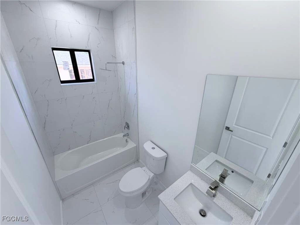 2130 NE 26th Street Cape Coral FL 33909 2025023494 image33