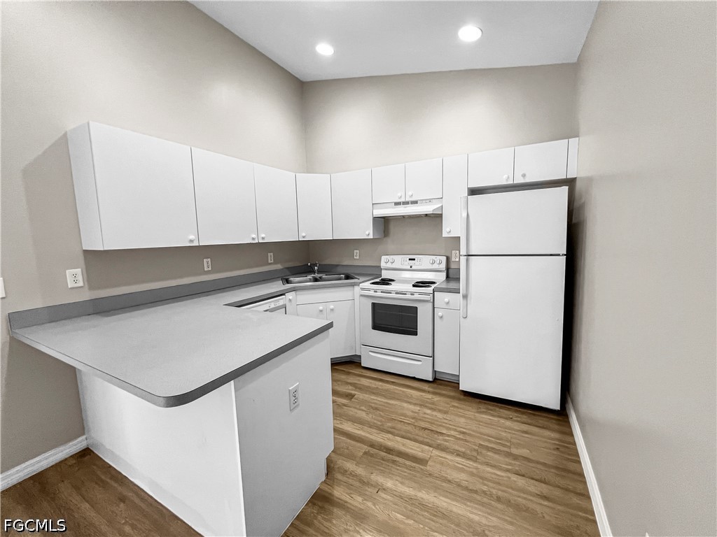 2130 NE 8th Place Cape Coral FL 33909 2026021275 image16