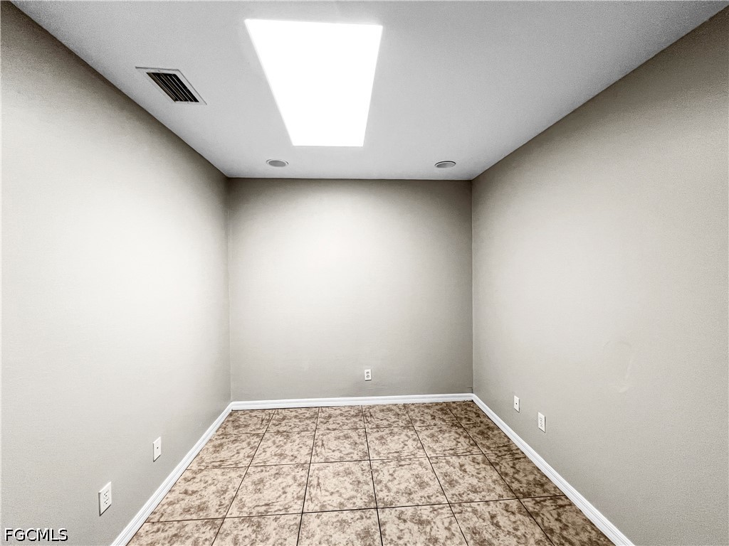 2130 NE 8th Place Cape Coral FL 33909 2026021275 image21