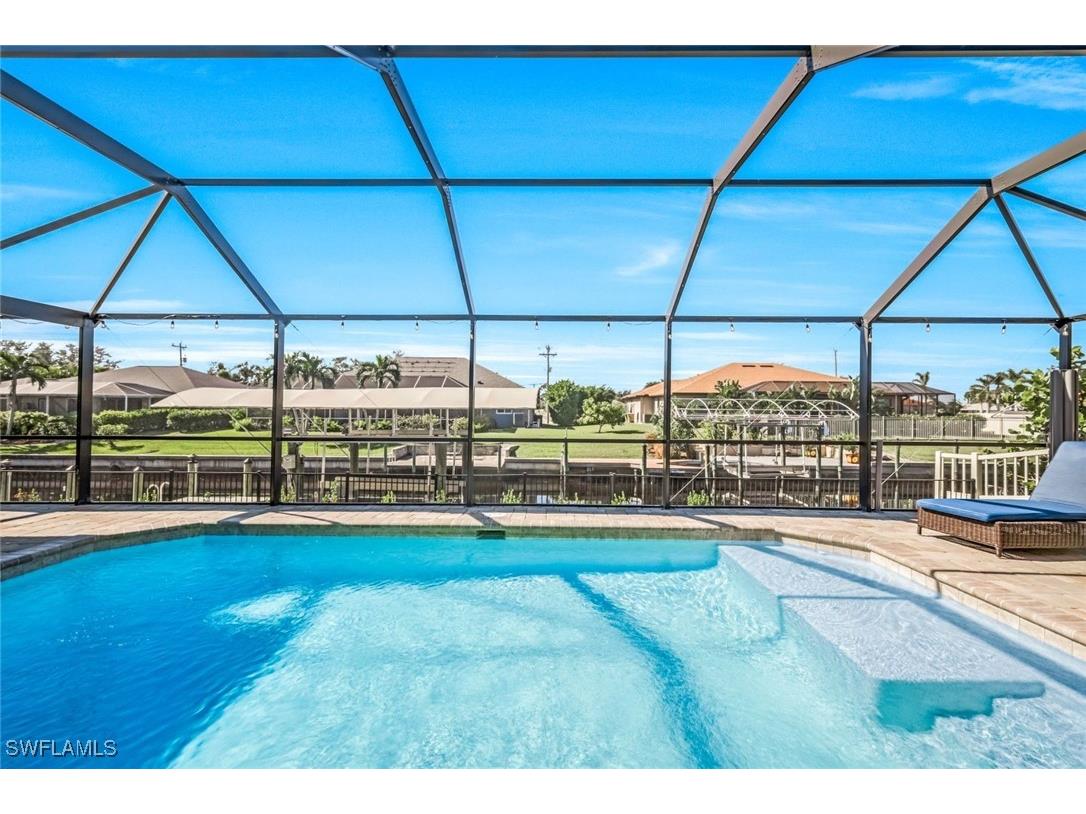2130 SE 18th Avenue Cape Coral FL 33990 224096537 image1