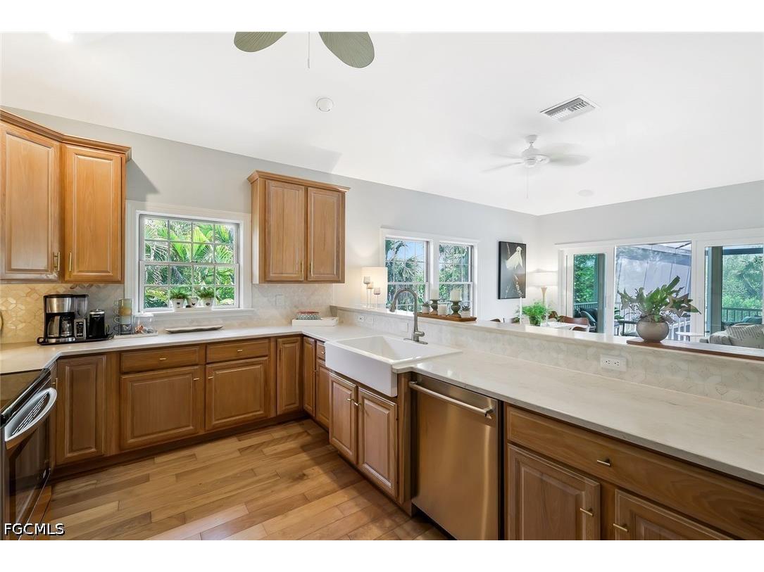 2130 Sunset Circle Sanibel FL 33957 2026018531 image15