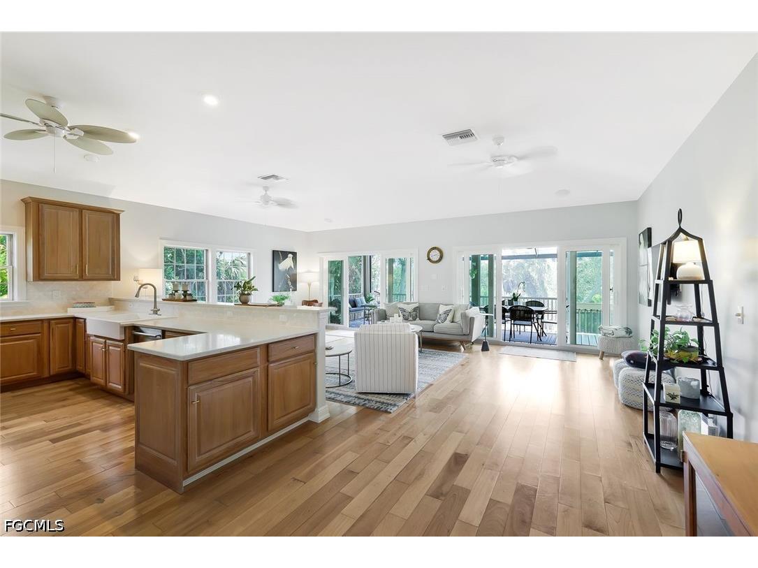 2130 Sunset Circle Sanibel FL 33957 2026018531 image17