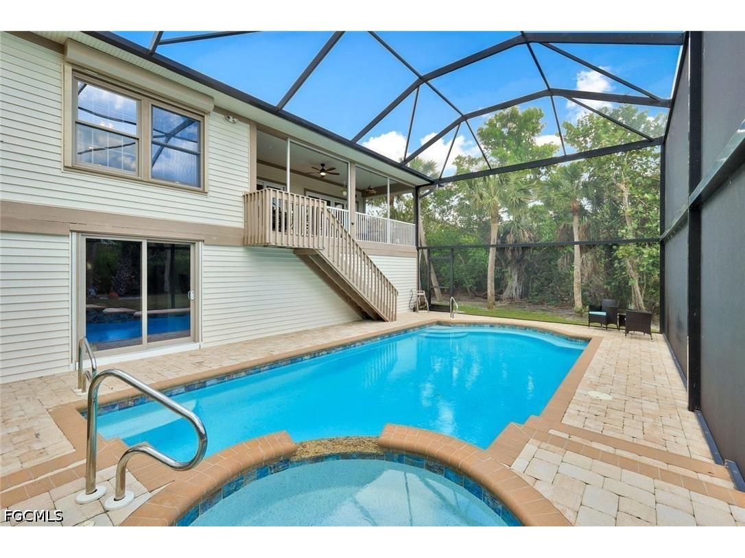 2130 Sunset Circle Sanibel FL 33957 2026018531 image3