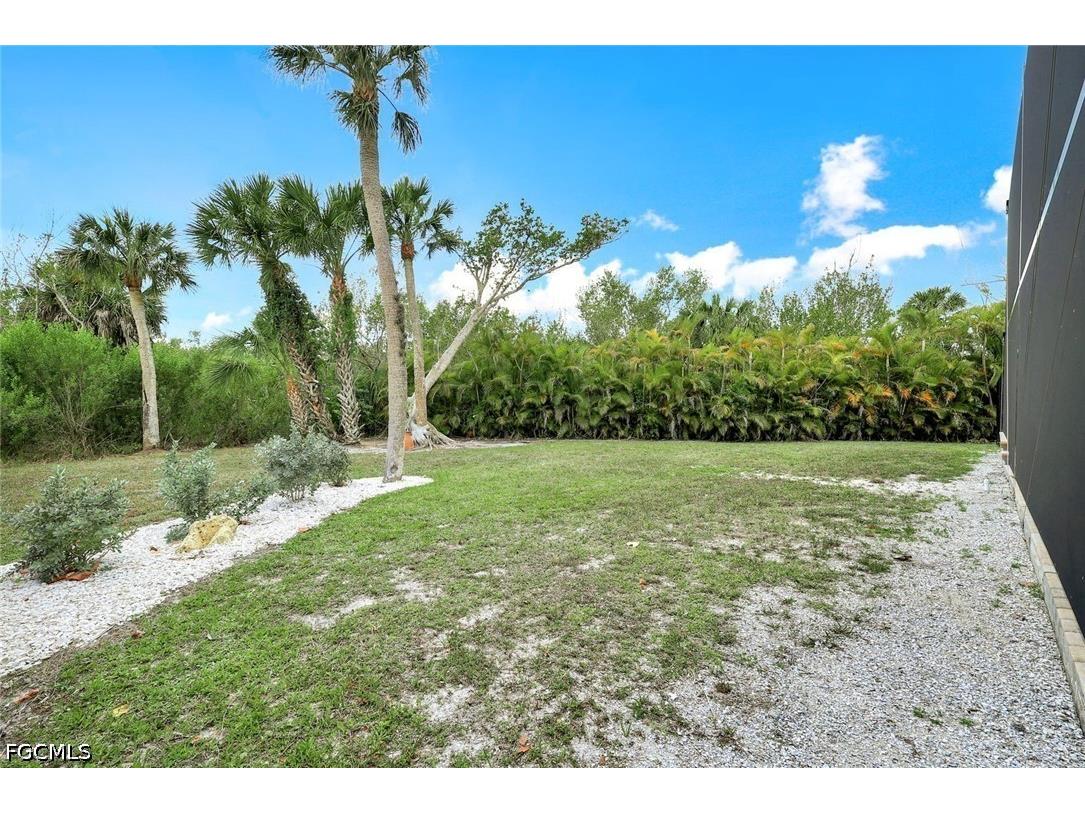2130 Sunset Circle Sanibel FL 33957 2026018531 image33