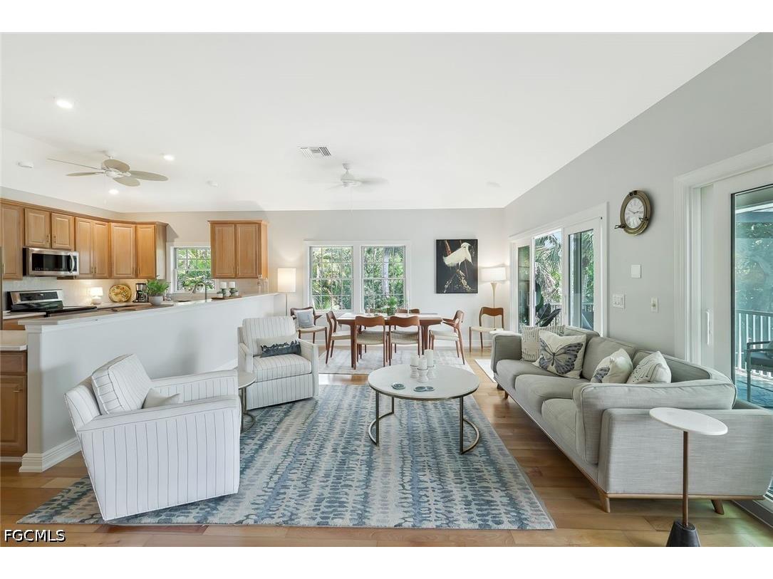 2130 Sunset Circle Sanibel FL 33957 2026018531 image9