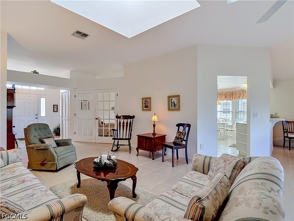 2130 Valparaiso Boulevard North Fort Myers FL 33917 2026023242 image9