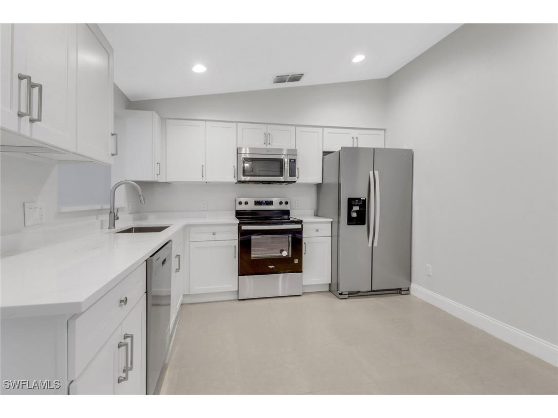 2130 Wilson Boulevard N Naples FL 34120 225063460 image6